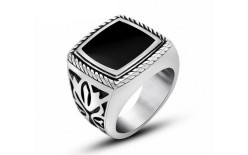 Shopping For Stylish Mens Jewelry