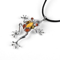 2017 Professional Factory direct sell Amber Large Frog Stainless Steel Necklace